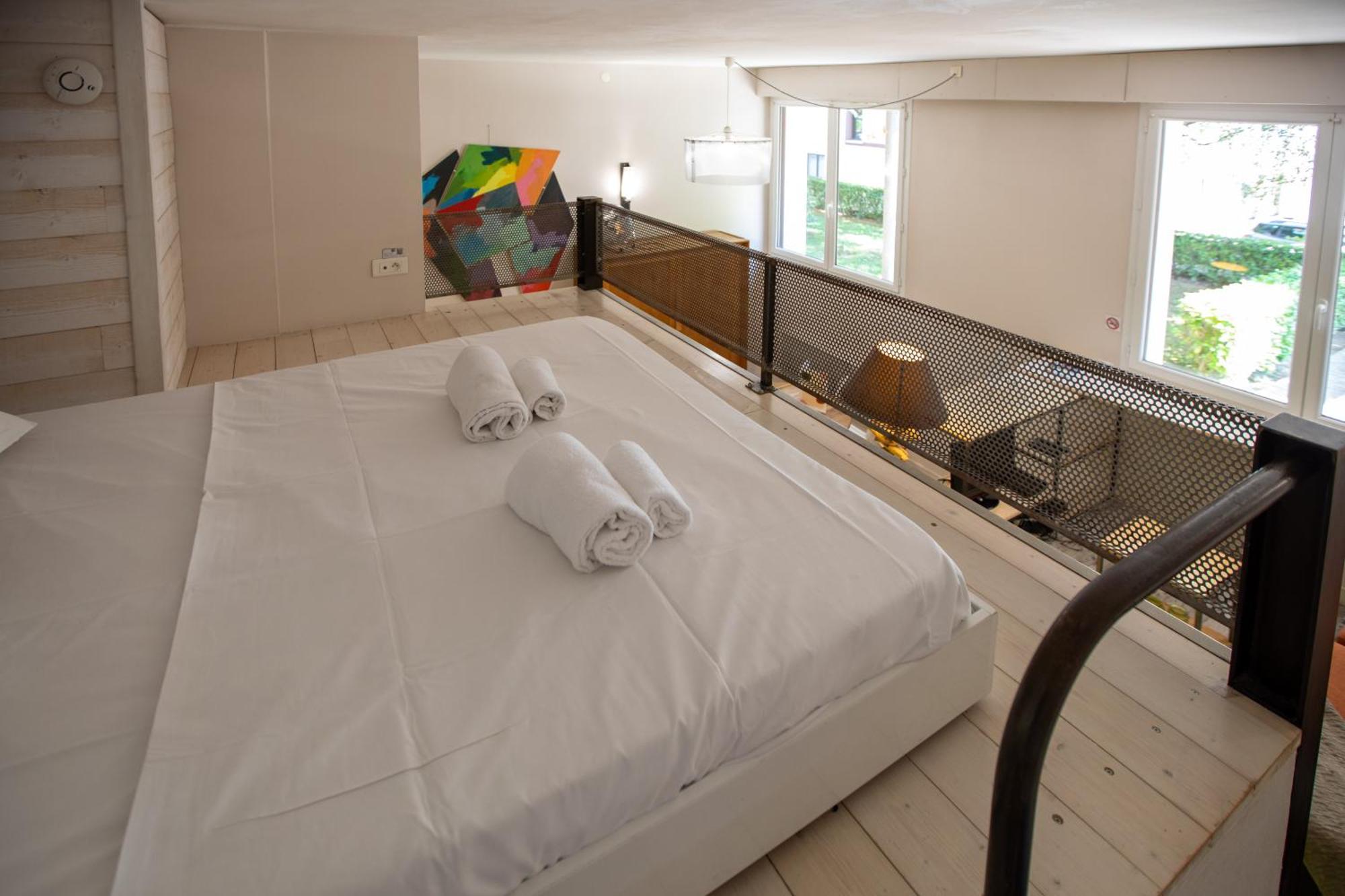 La Loge Theuriet - Bord De Lac Annecy Exterior photo